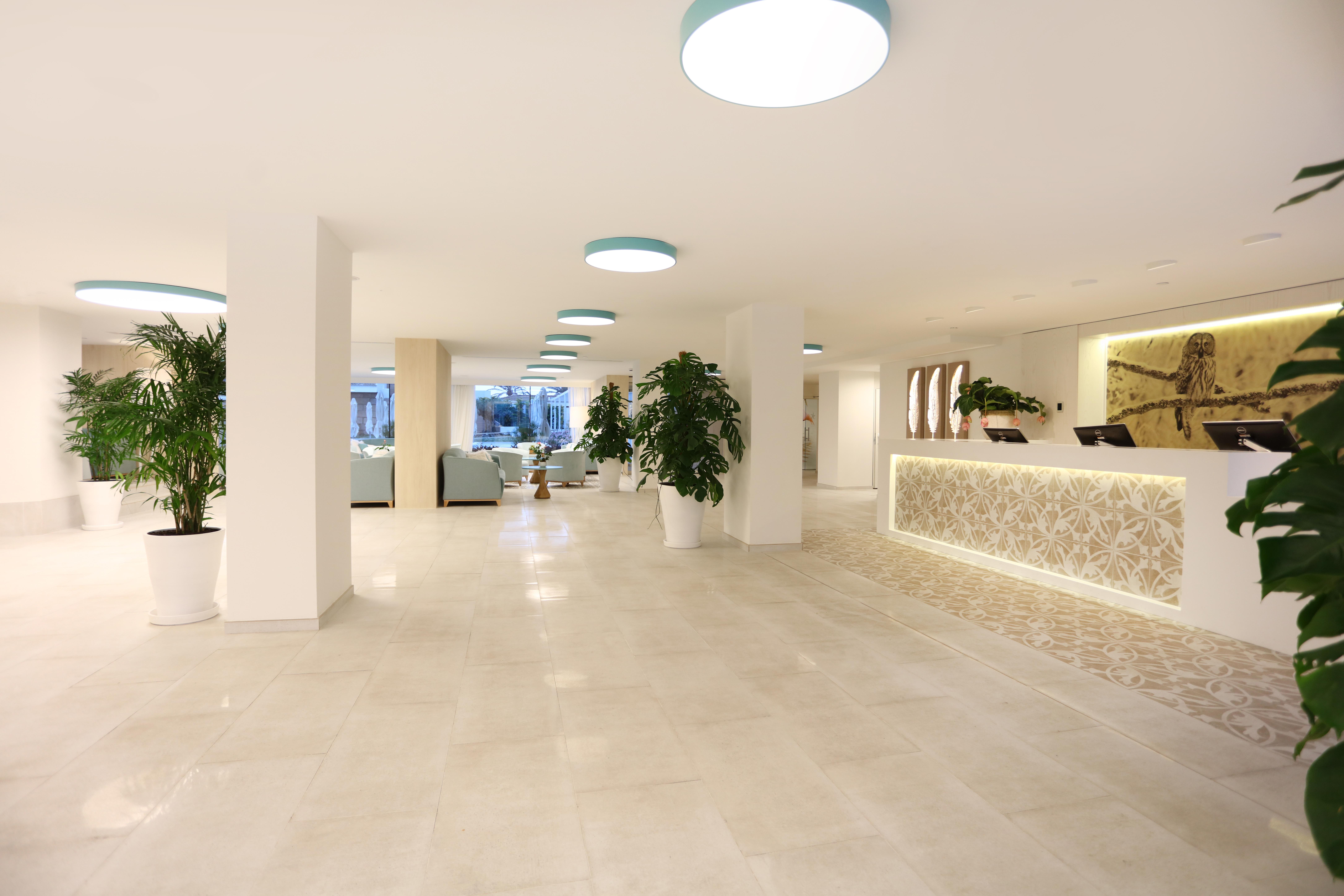 Hotel Iberostar Selection Playa De Palma Esterno foto Interior of the hotel