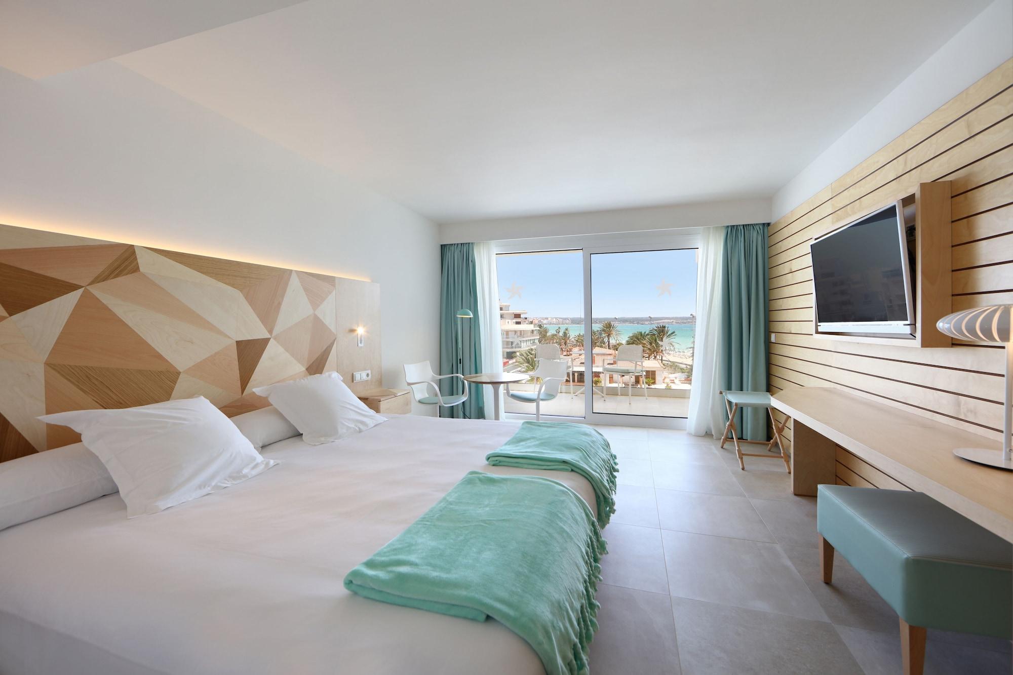 Hotel Iberostar Selection Playa De Palma Esterno foto A room at the Iberostar Grand Hotel Bahia