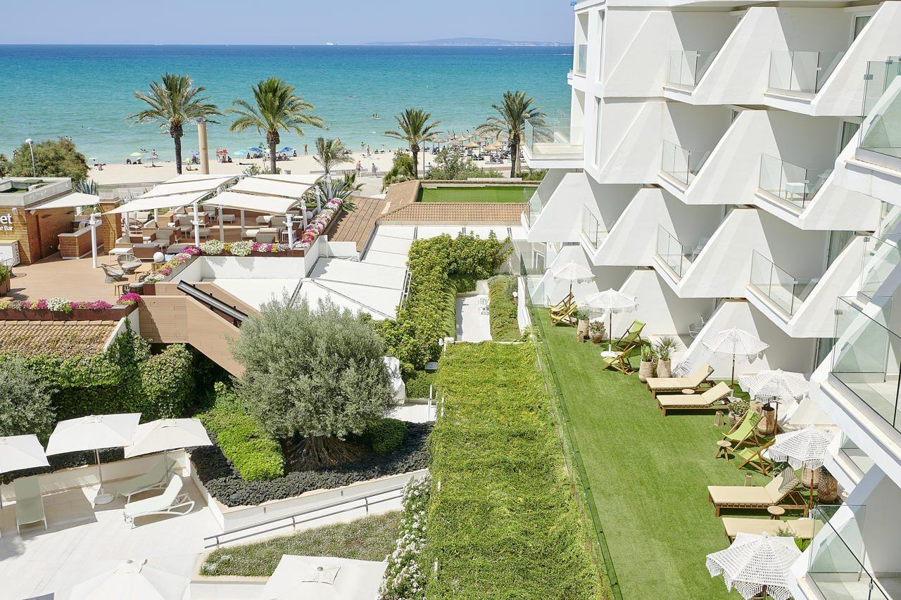 Hotel Iberostar Selection Playa De Palma Esterno foto The hotel's gardens