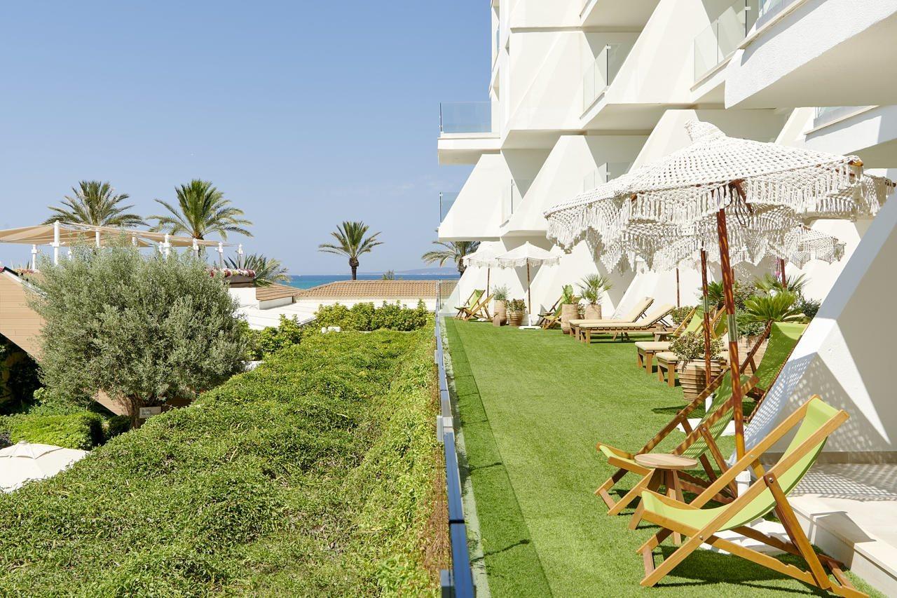 Hotel Iberostar Selection Playa De Palma Esterno foto The hotel's beach