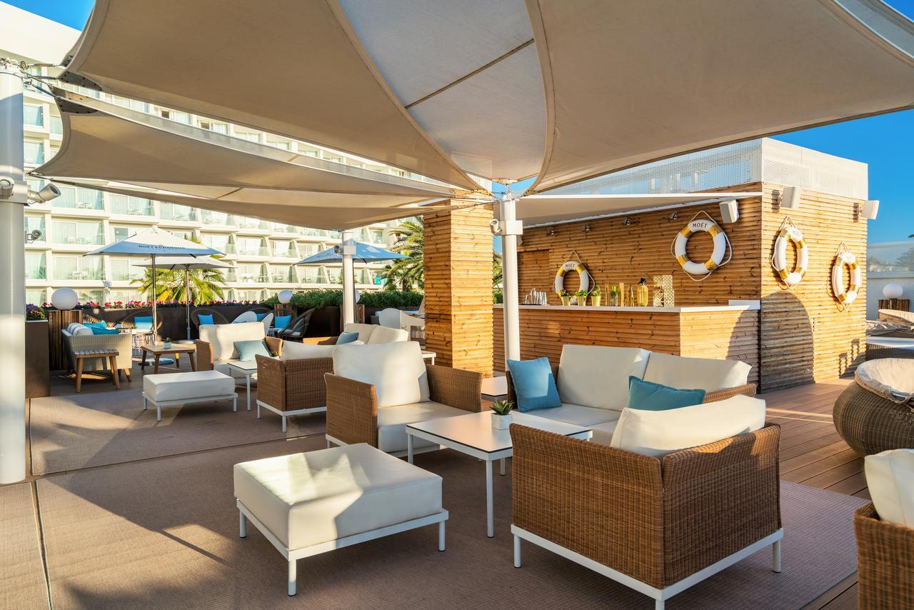 Hotel Iberostar Selection Playa De Palma Esterno foto The rooftop bar at the Hilton San Diego Bayfront